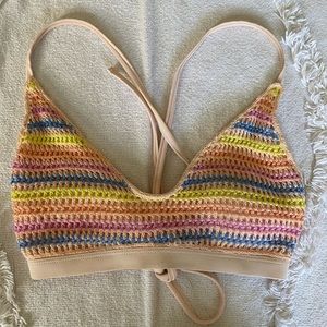 Xhilaration Bathing suit top. Size SMALL